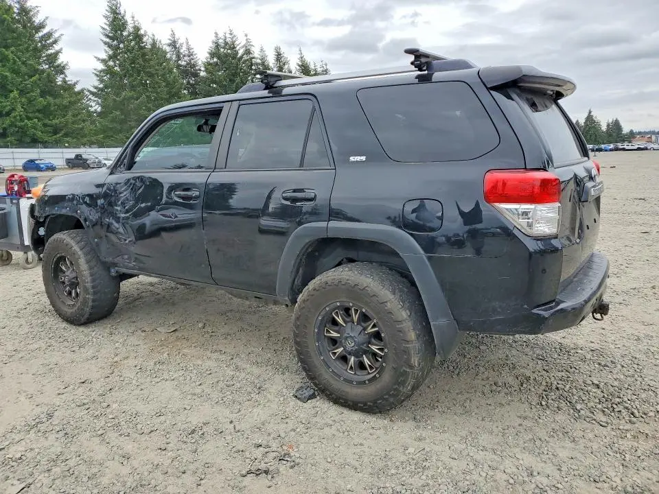 2013 TOYOTA 4RUNNER SR5  
