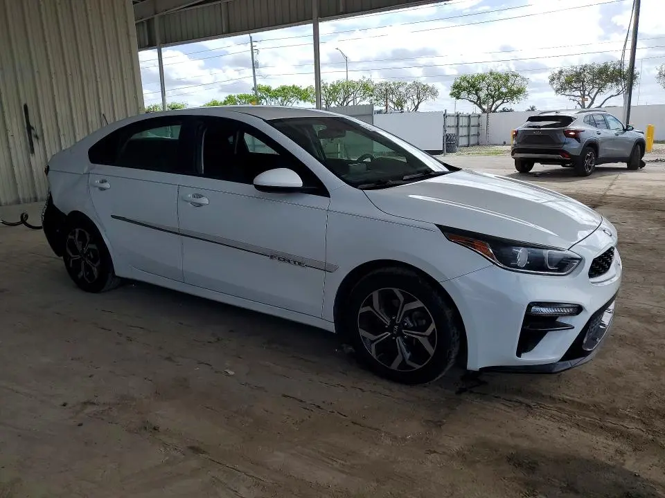 2019 KIA FORTE LXS  