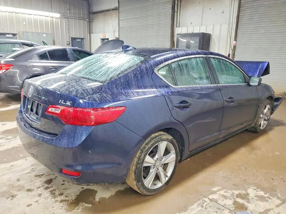 2013 ACURA ILX 20  