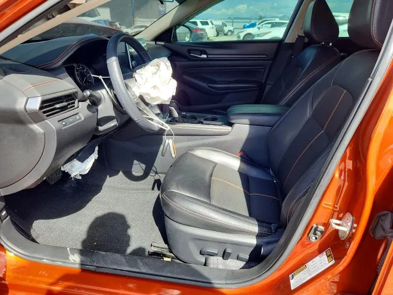 2021 NISSAN ALTIMA SR  