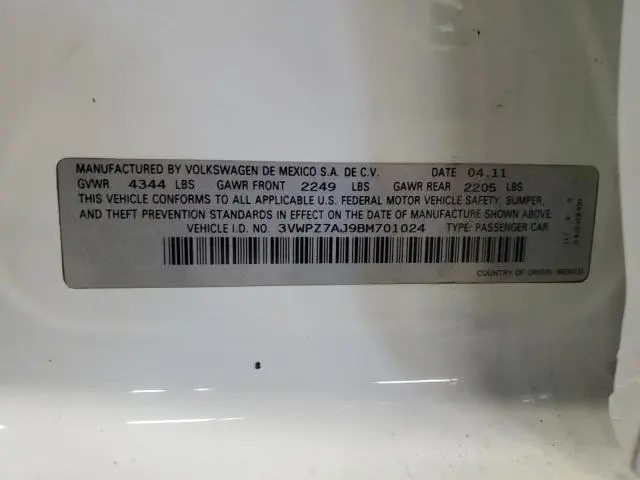 2011 VOLKSWAGEN JETTA S  