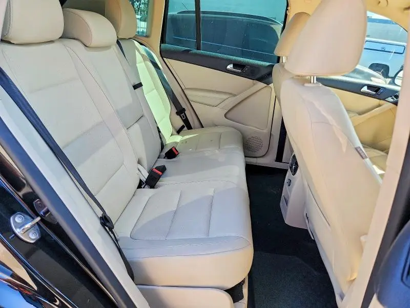 2012 VOLKSWAGEN TIGUAN S  