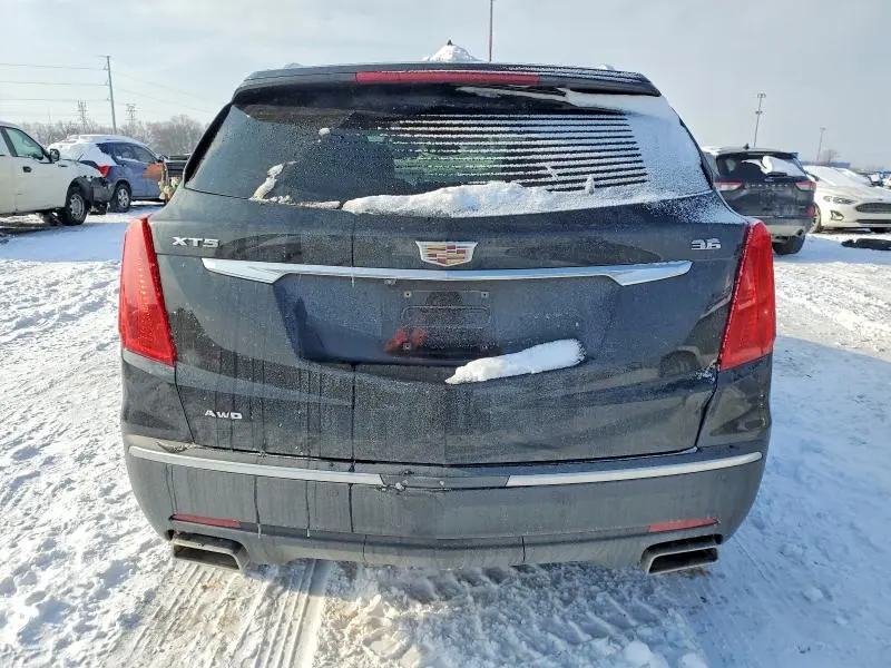 2018 CADILLAC XT5 LUXURY  
