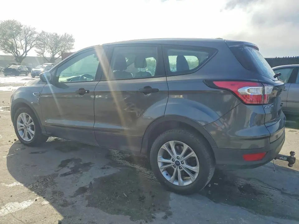 2017 FORD ESCAPE S  