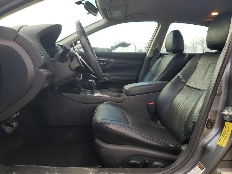 2018 NISSAN ALTIMA SR  