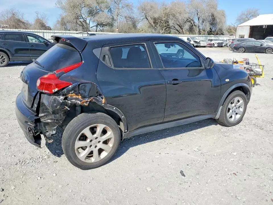 2013 NISSAN JUKE   