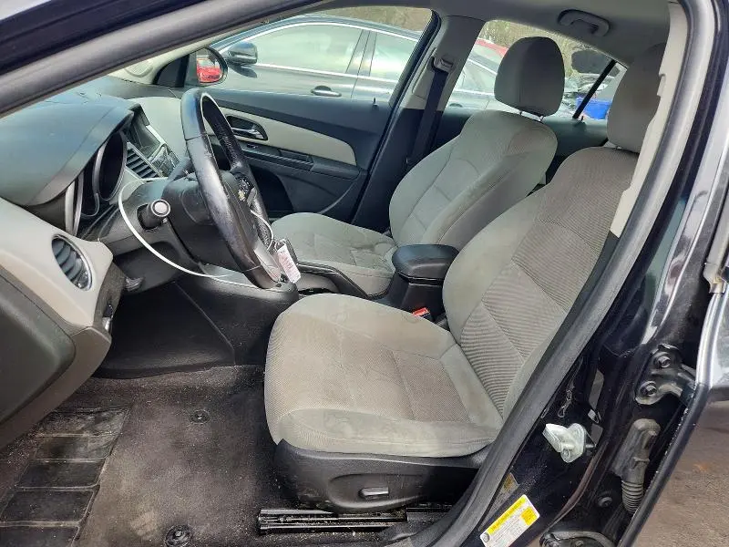 2012 CHEVROLET CRUZE LT  