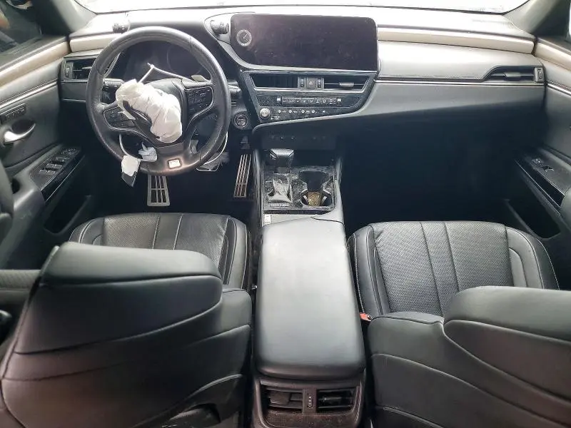 2023 LEXS ES 300H F SPORT HANDLING  