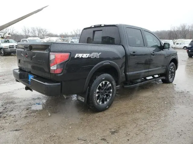 2020 NISSAN TITAN SV  
