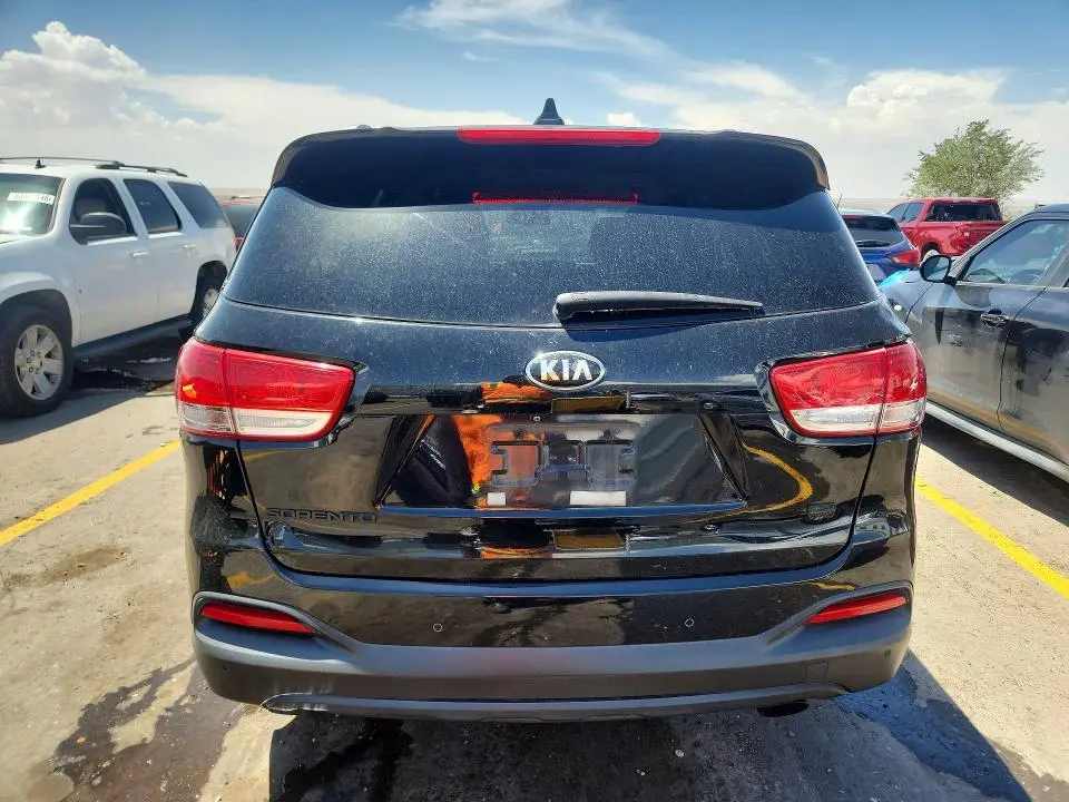 2016 KIA SORENTO LX  