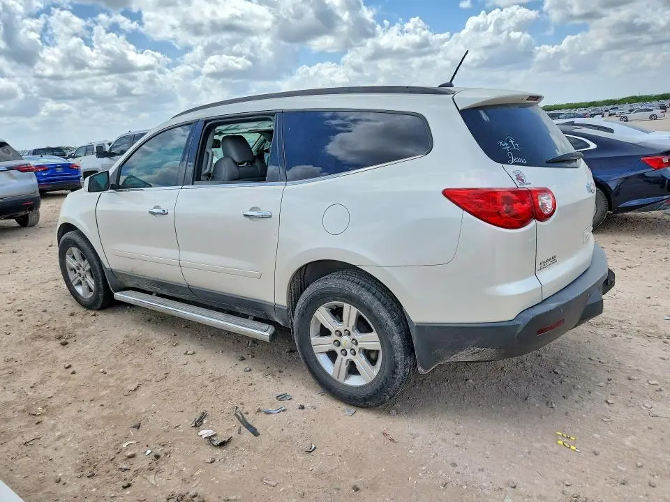 2012 CHEVROLET TRAVERSE LT  
