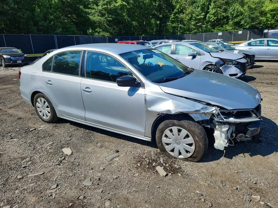 2016 VOLKSWAGEN JETTA S  