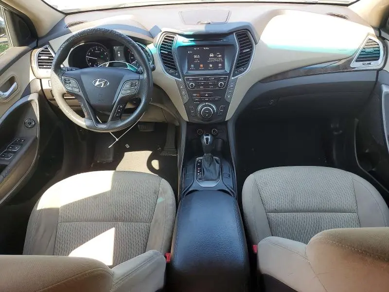 2017 HYUNDAI SANTA FE SE  