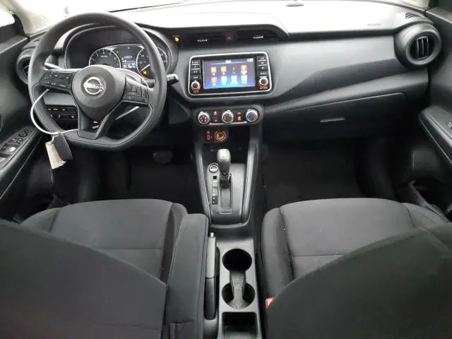 2023 NISSAN KICKS S  