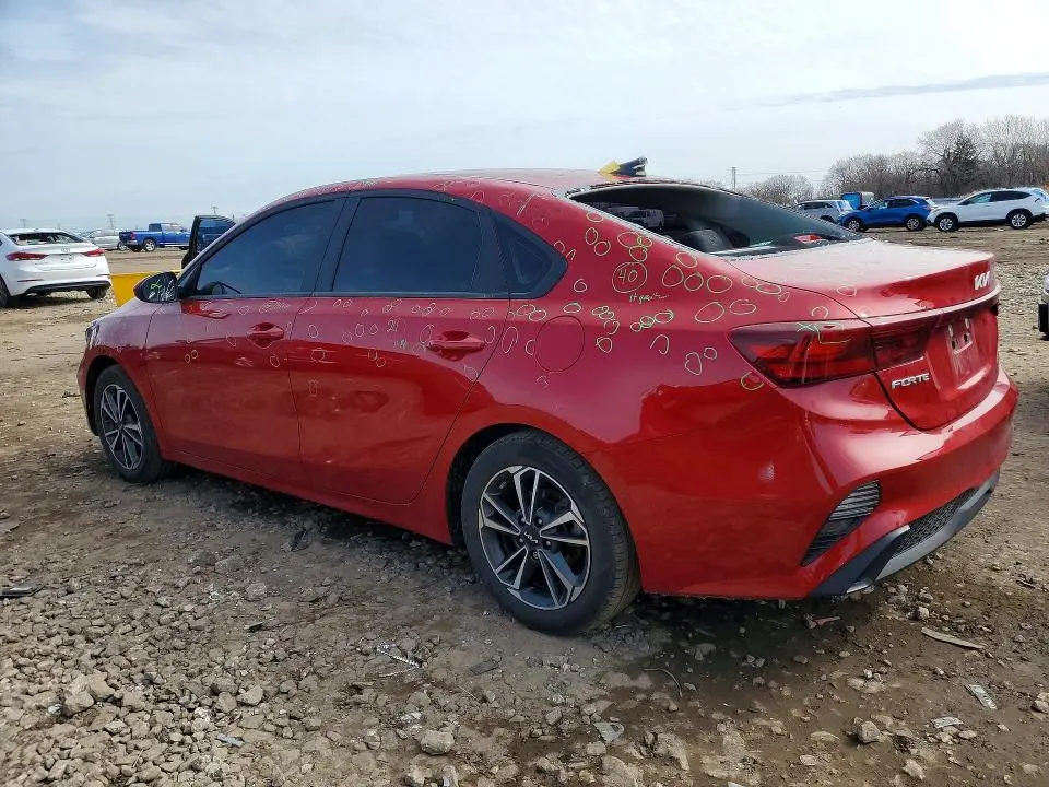 2023 KIA FORTE LXS  