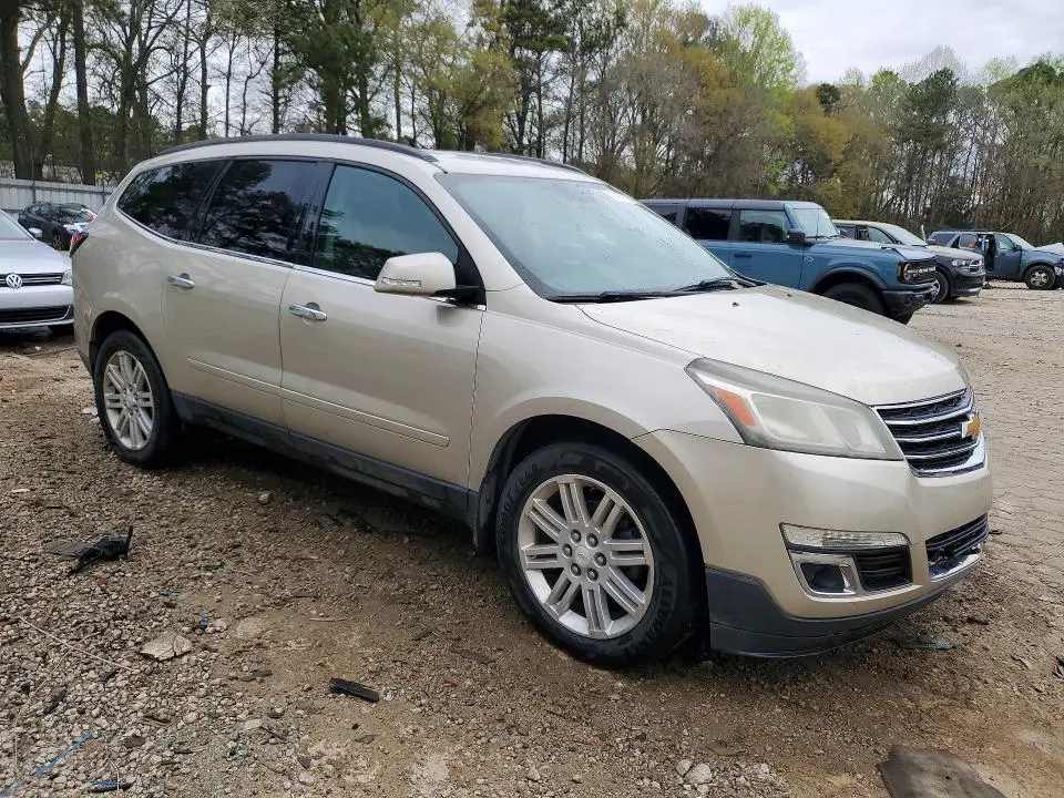 2014 CHEVROLET TRAVERSE LT  