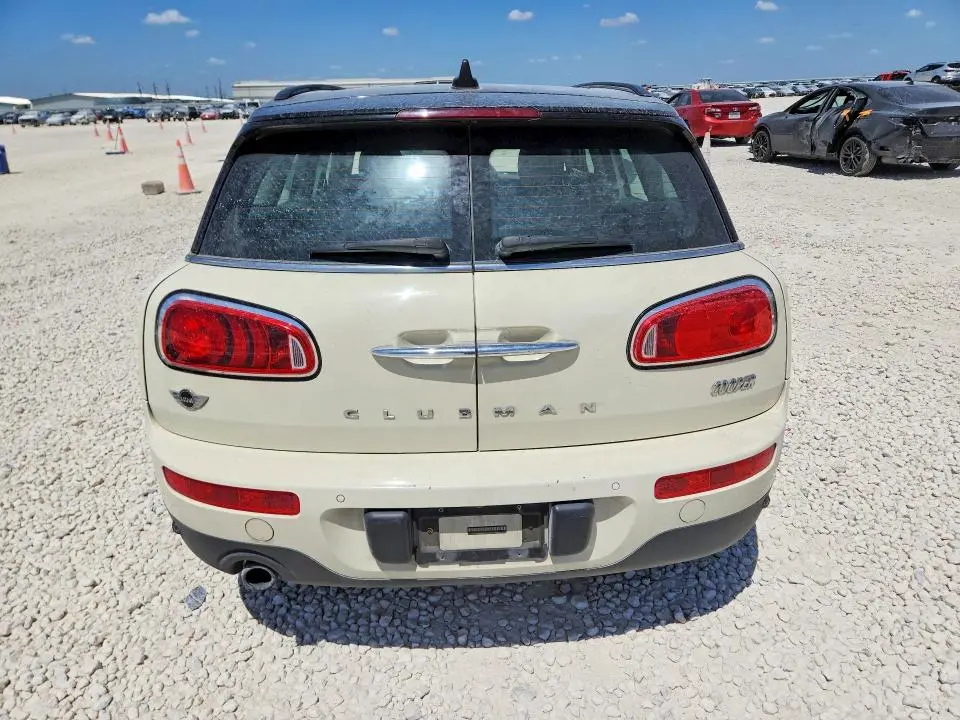 2018 MINI COOPER CLUBMAN  