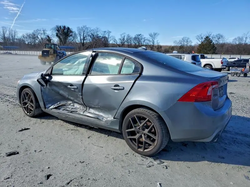 2018 VOLVO S60 DYNAMIC  