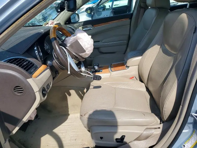 2013 CHRYSLER 300C   