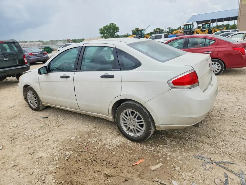 2011 FORD FOCUS SE  