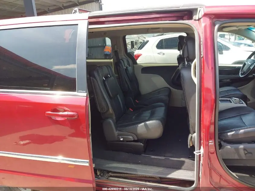 2012 CHRYSLER TOWN & COUNTRY TOURING