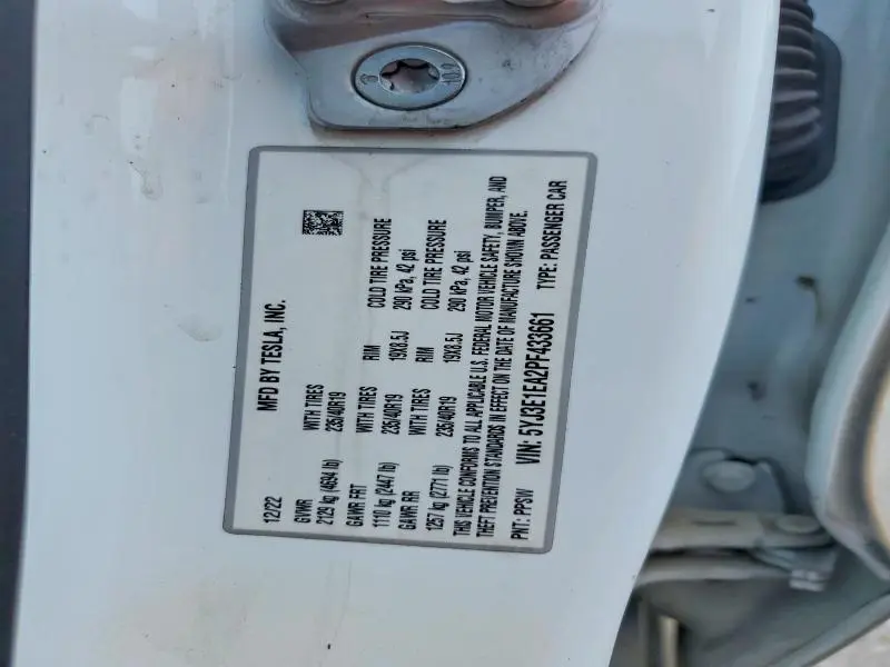 2023 TESLA MODEL 3   