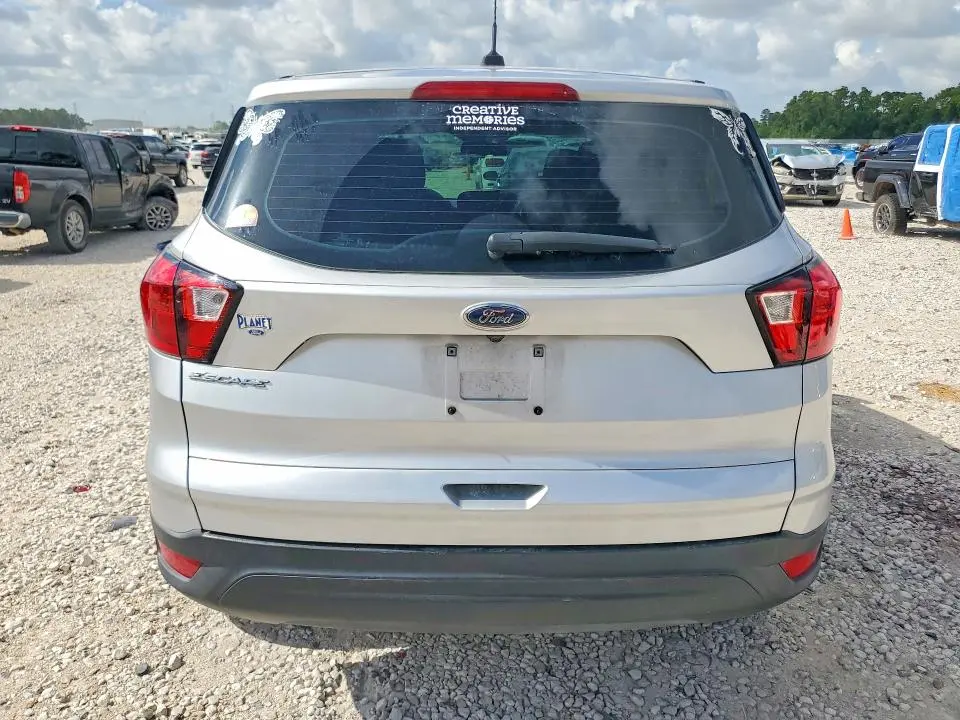 2019 FORD ESCAPE S  