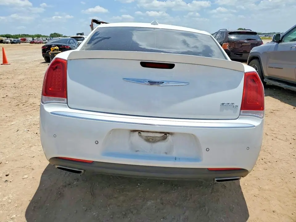 2016 CHRYSLER 300C PLATINUM  