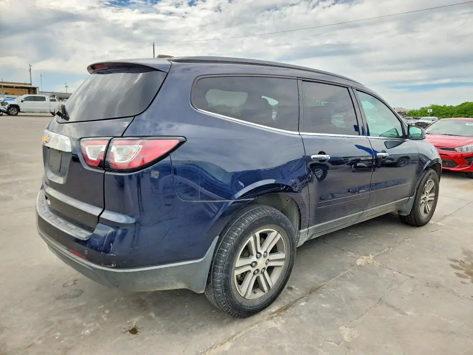 2017 CHEVROLET TRAVERSE LT  