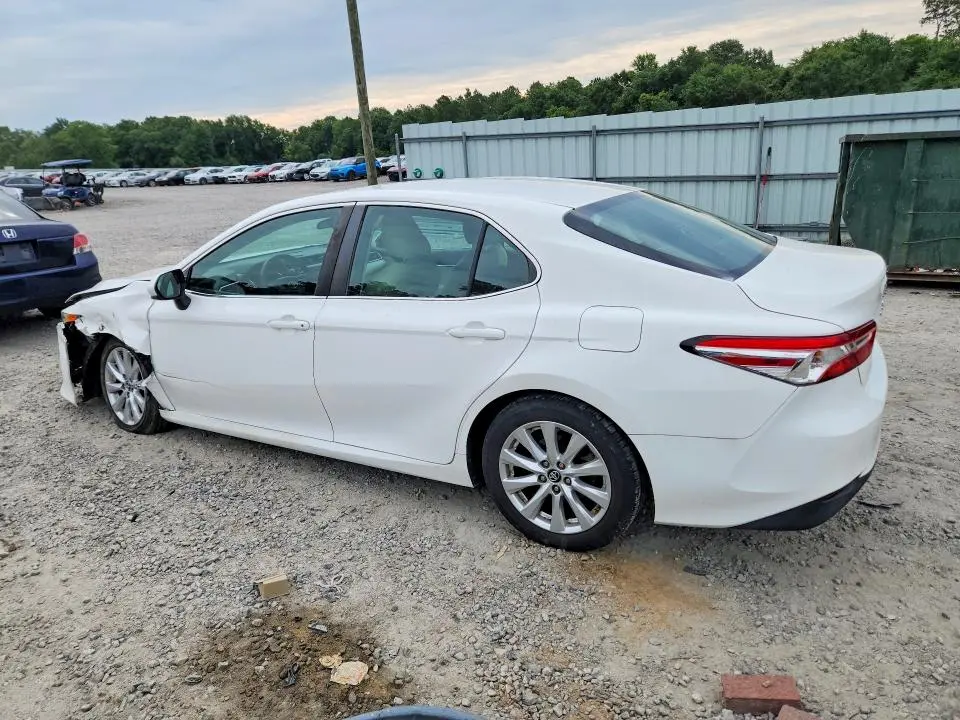 2018 TOYOTA CAMRY LE  