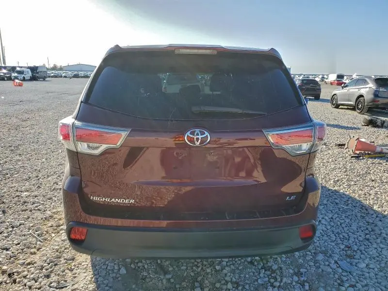 2015 TOYOTA HIGHLANDER LE  
