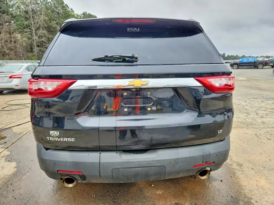 2020 CHEVROLET TRAVERSE LT  
