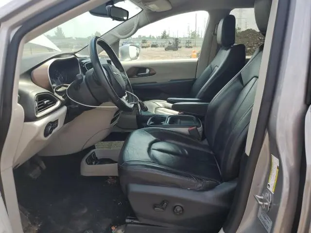 2017 CHRYSLER PACIFICA TOURING L  