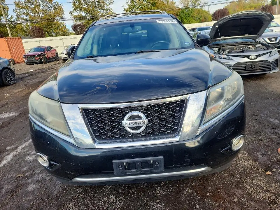 2013 NISSAN PATHFINDER S  