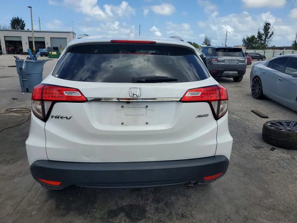 2021 HONDA HR-V EX  