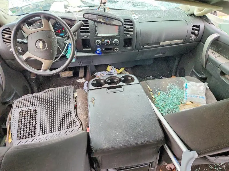 2010 CHEVROLET SILVERADO C1500 LT  