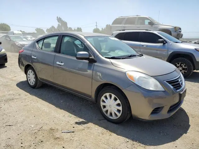 2013 NISSAN VERSA S  