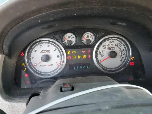 2010 FORD FOCUS SE  