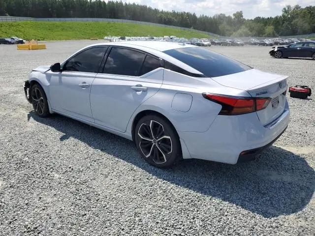 2023 NISSAN ALTIMA SR  
