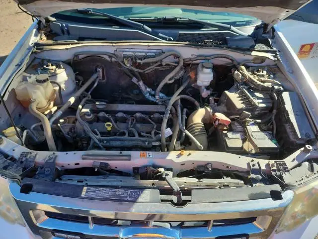 2011 FORD ESCAPE XLS  