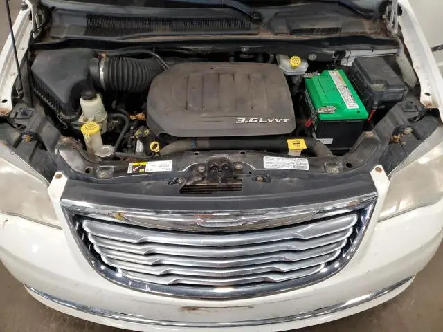 2013 CHRYSLER TOWN & COUNTRY TOURING  