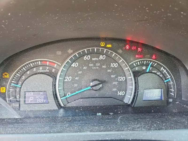 2012 TOYOTA CAMRY LE  