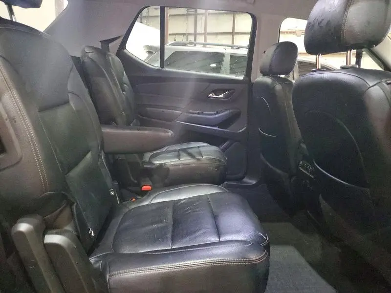 2021 CHEVROLET TRAVERSE LT  