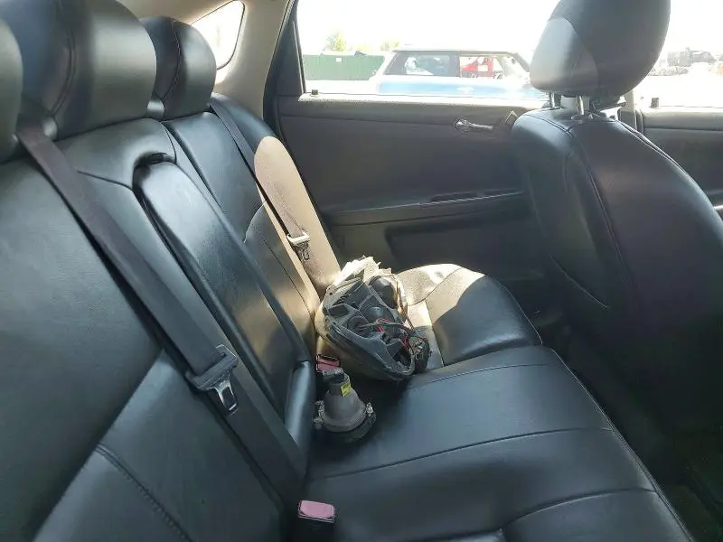 2010 CHEVROLET IMPALA LT  