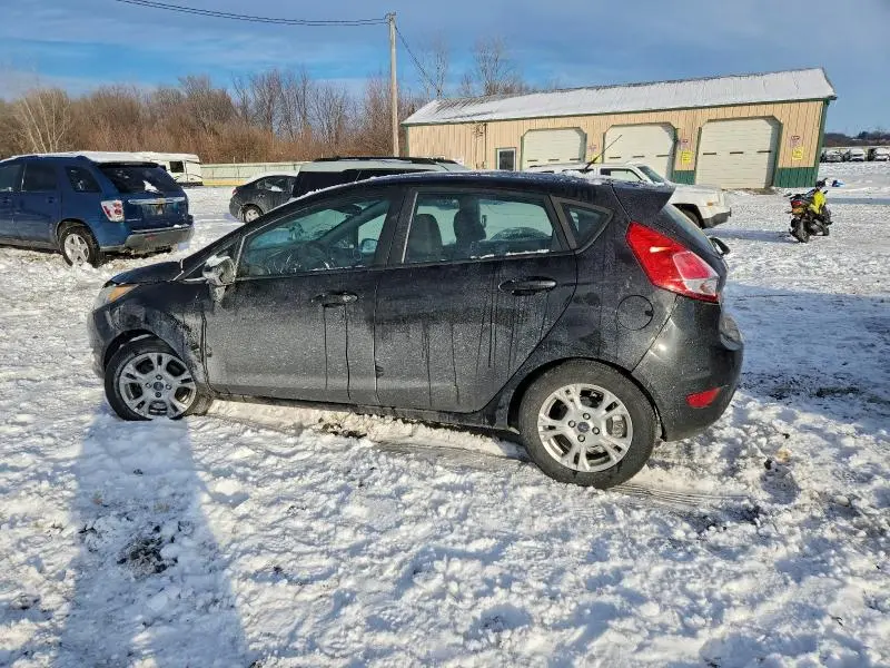 2015 FORD FIESTA SE  