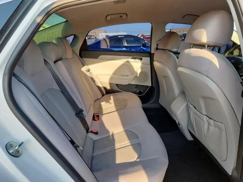 2018 HYUNDAI SONATA SE  