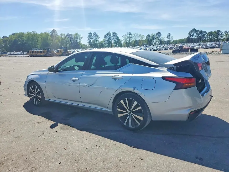2020 NISSAN ALTIMA SR  