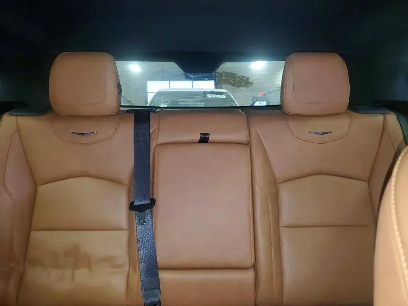 2022 CADILLAC XT4 PREMIUM LUXURY  