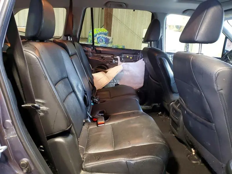 2022 HONDA PILOT SE  