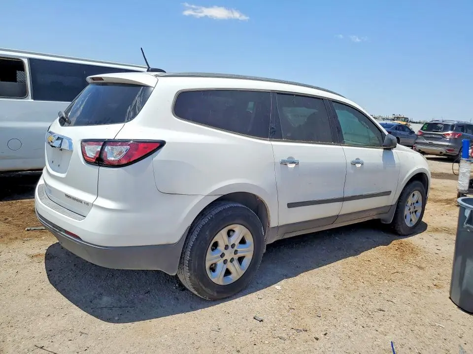 2016 CHEVROLET TRAVERSE LS  
